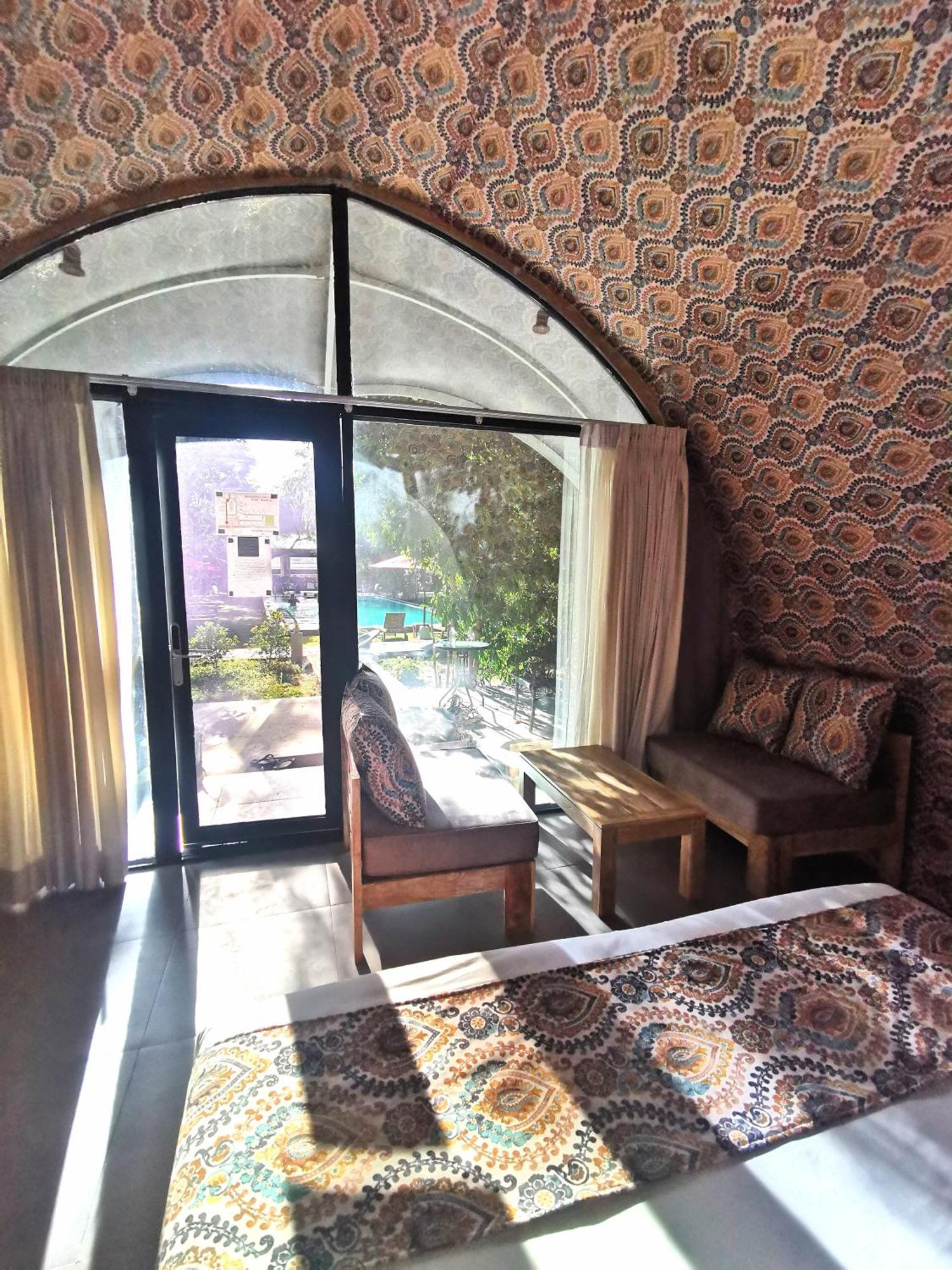 Nivadoo Resort Sigiriya Luaran gambar A room at the hotel